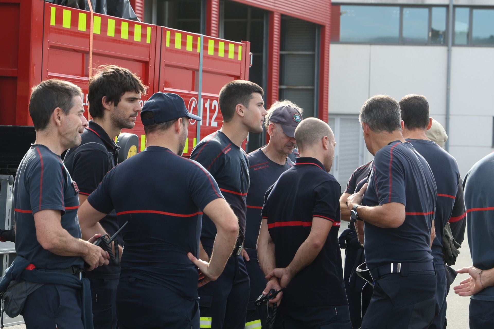 Bomberos de Donostia parten hacia Valencia para ayudar a los afectados por la DANA