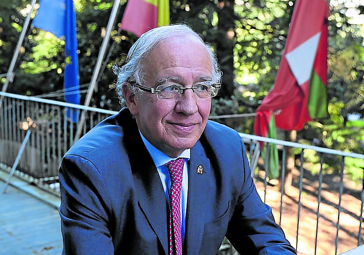 Echenique, en la Subdelegación del Gobierno en Gipuzkoa.