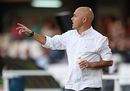 Óscar Gilsanz, en su partido de debut contra el Cartagena.