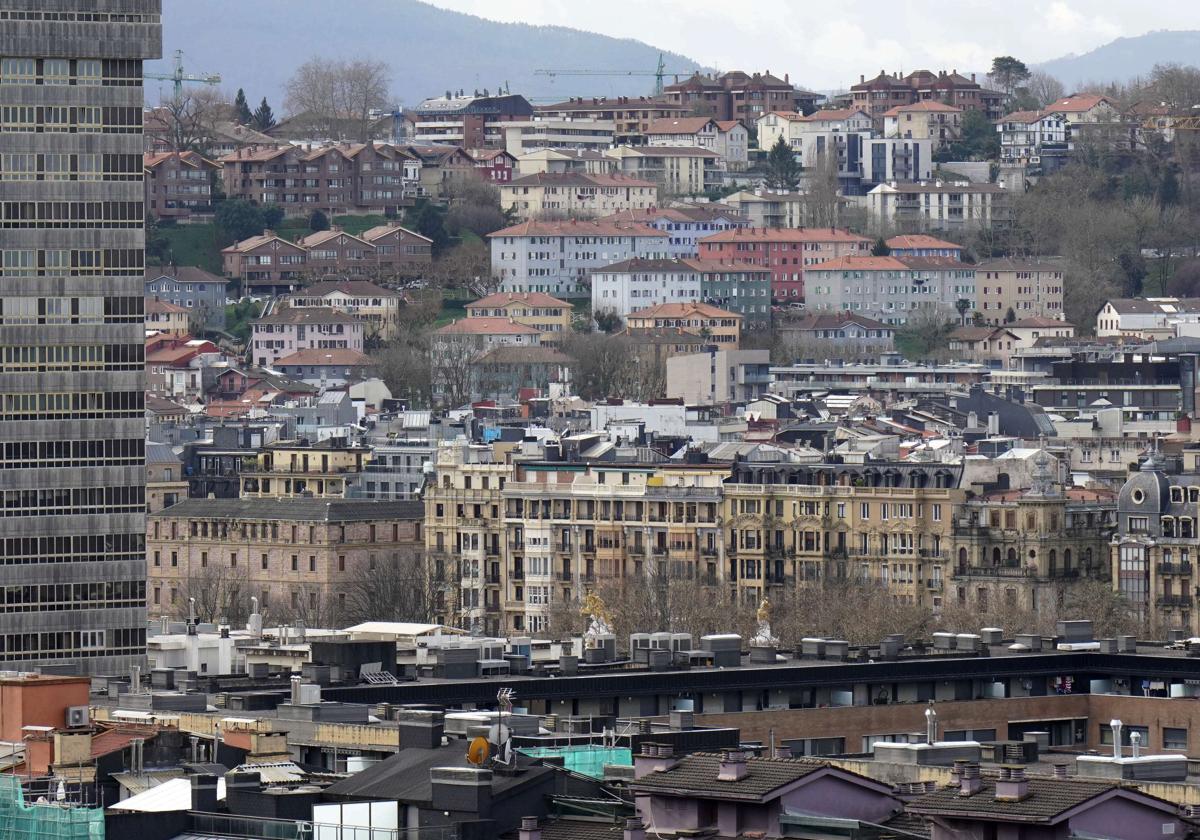 Visión general de viviendas en San Sebastián.