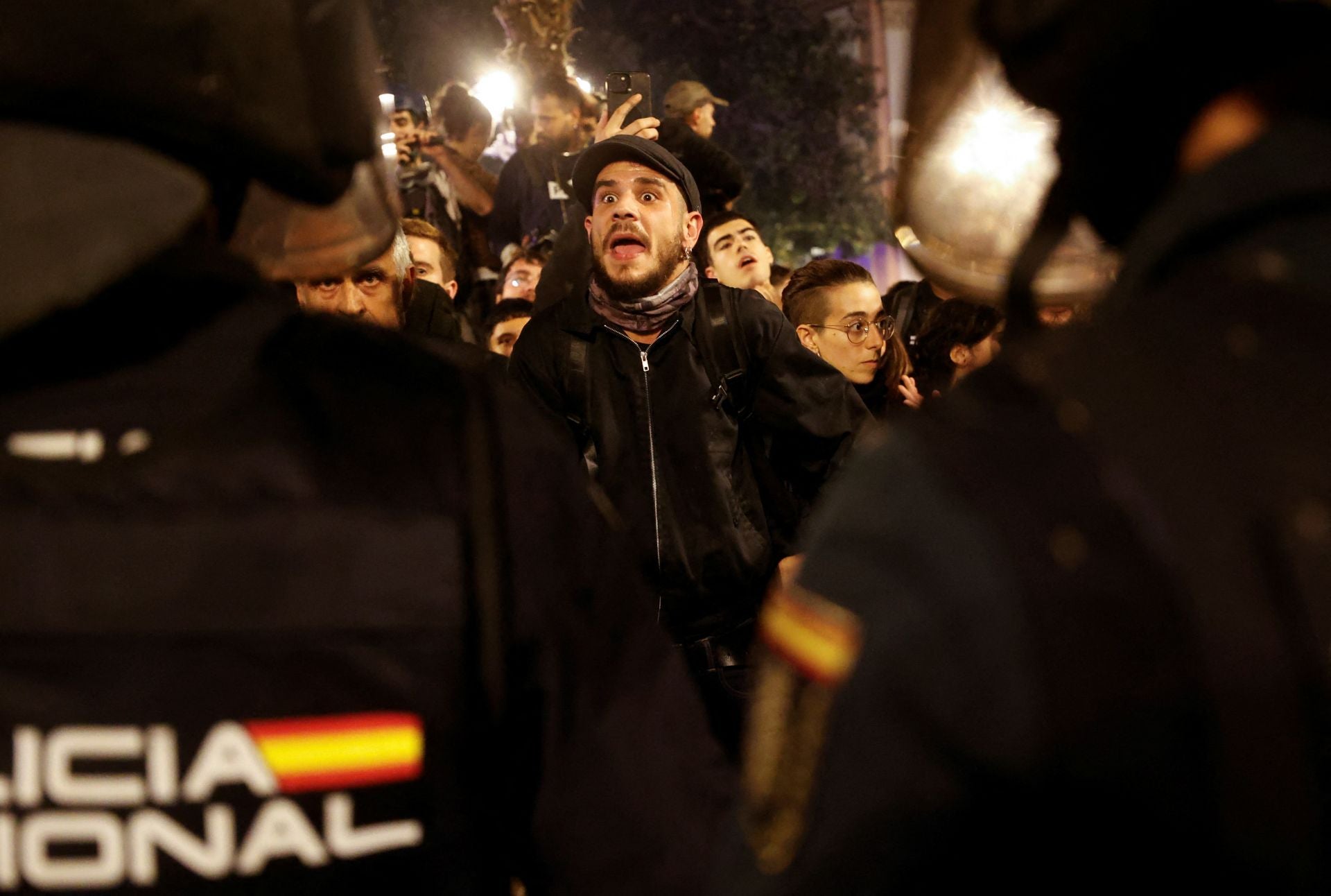 Las imágenes de los disturbios en Valencia tras la manifestación