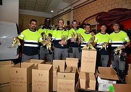 Siete electricistas guipuzcoanos partirán el jueves hacia Valencia con material de ayuda para los afectados por la DANA.