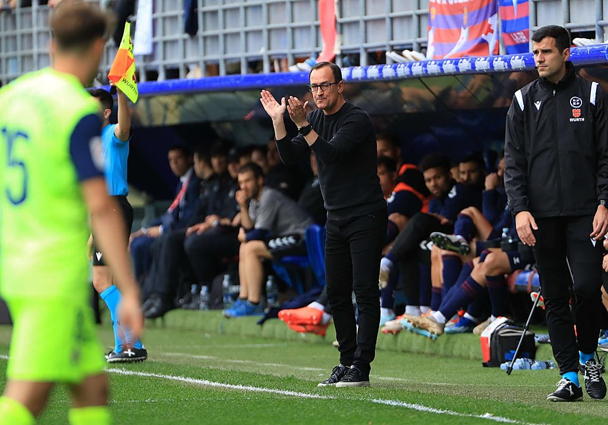 LaLiga aprieta el calendario del Eibar a principios de diciembre