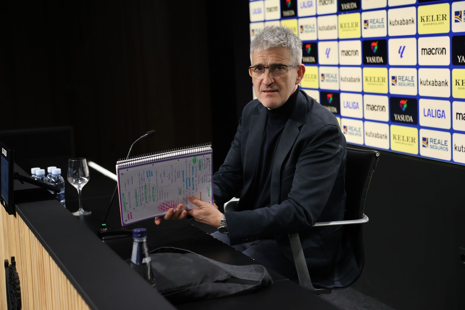 Roberto Olabe, durante su comparencia ante la prensa en Anoeta