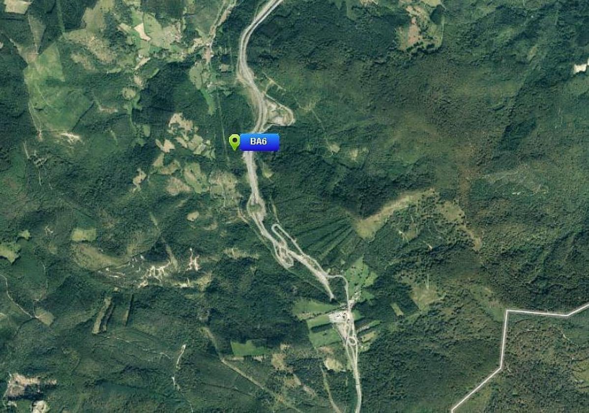 Reabierta la N-1 en Etzegarate tras el incendio de un camión