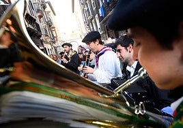 Ambiente musical en una anterior fiesta de la alubia