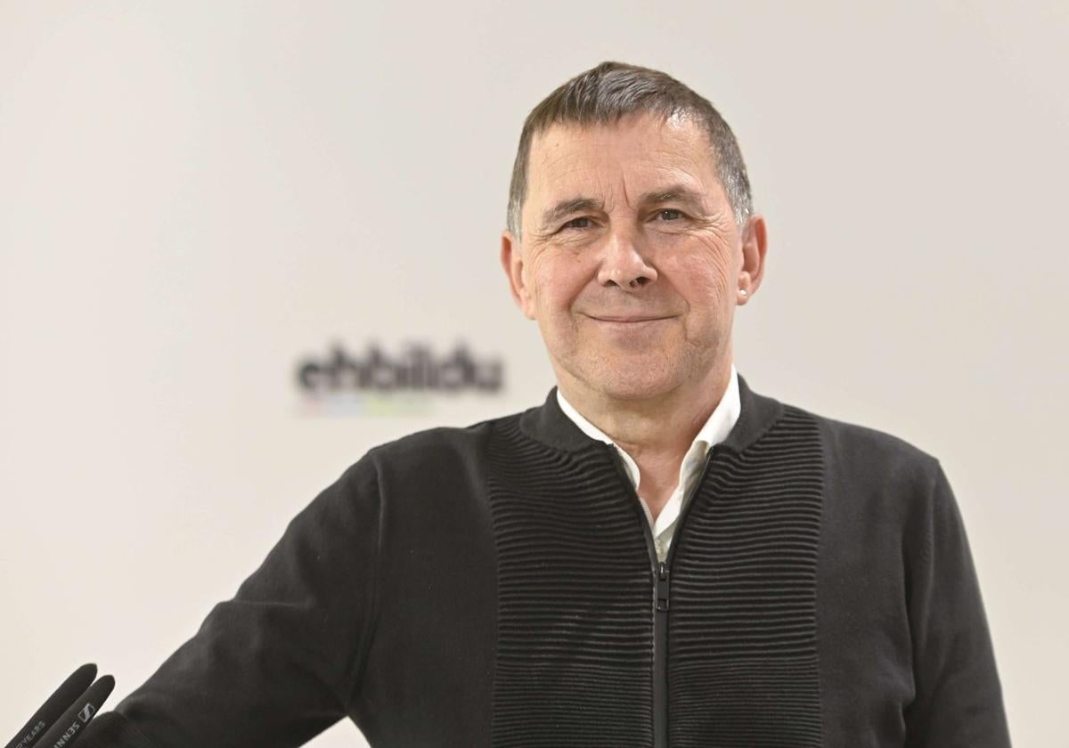 Otegi confiesa cuál era el nombre que querían ponerle tras nacer (y no era Arnaldo): «Mi padre se confundió en el registro»