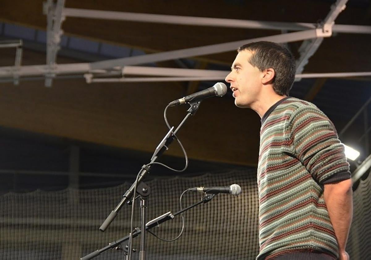 Beñat Gaztelumendi bikain aritu zen Oiartzunen jokatutako lehen finalaurrekoan.