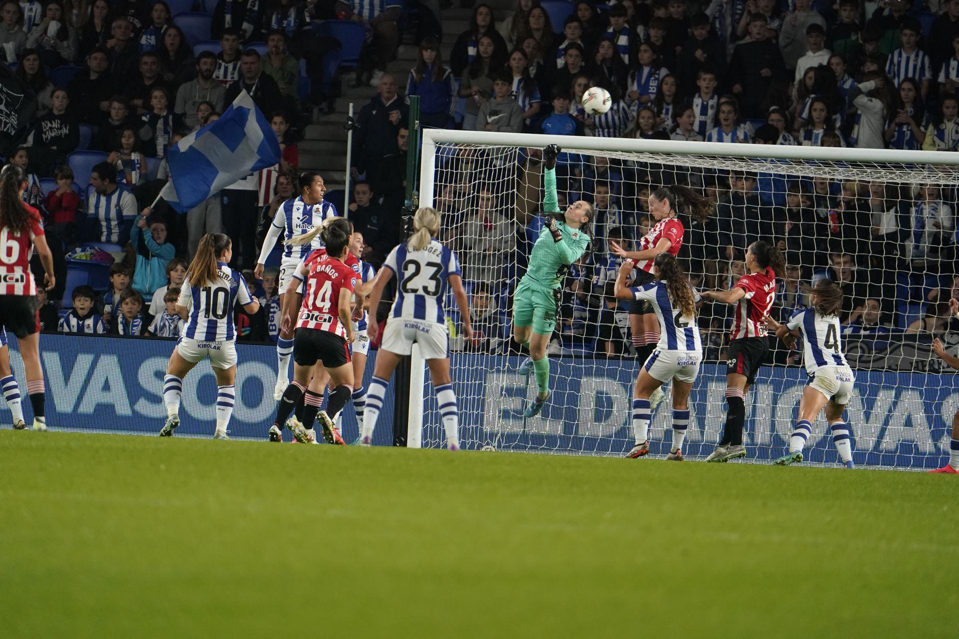 Las imágenes de la victoria de Real Sociedad ante el Athletic en Anoeta