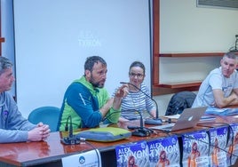 Alex Txikon ofrecerá este lunes, al igual que lo hizo hace unos meses en Lasarte-Oria, una charla en Bastero.