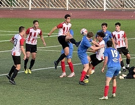 El división de honor regional regresó de vacío de Elgoibar tras encajar tres goles en un intervalo de apenas 9 minutos.