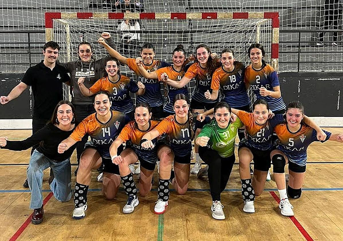 Las juveniles del Goizper BKE solventaron con éxito el primer partido del grupo de campeonas