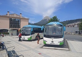 Estación de autobuses todavía provisional de Zalduspe.