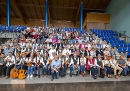 La rondalla en la celebración de su 60 aniversario.