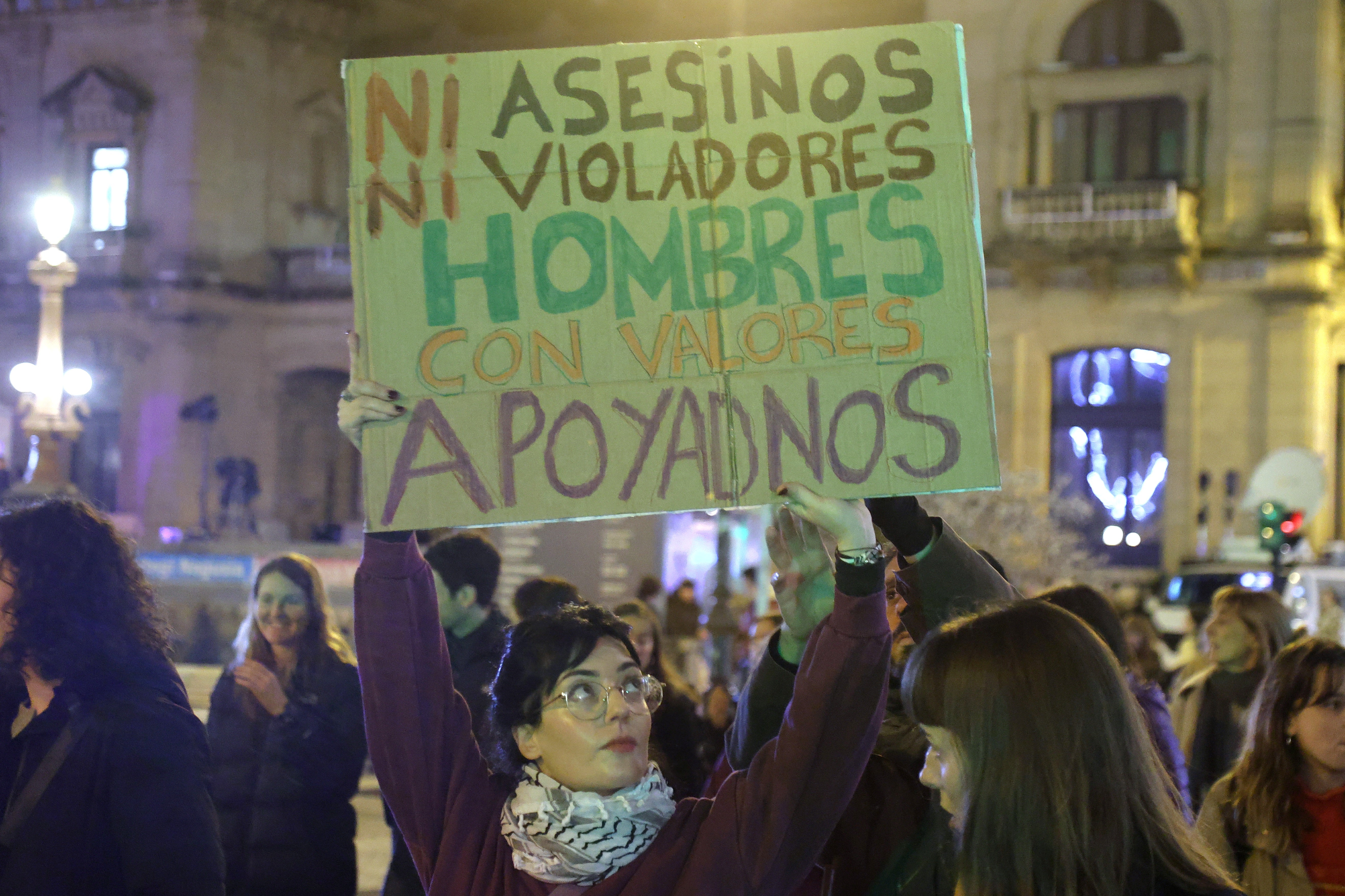 Un clamor en las calles contra la violencia a las mujeres