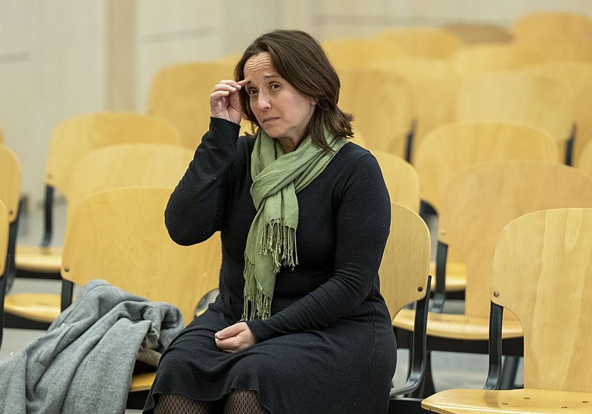 La etarra Ainhoa García Montero, alias 'Laia', durante el juicio en la Audiencia Nacional el pasado mes de octubre.