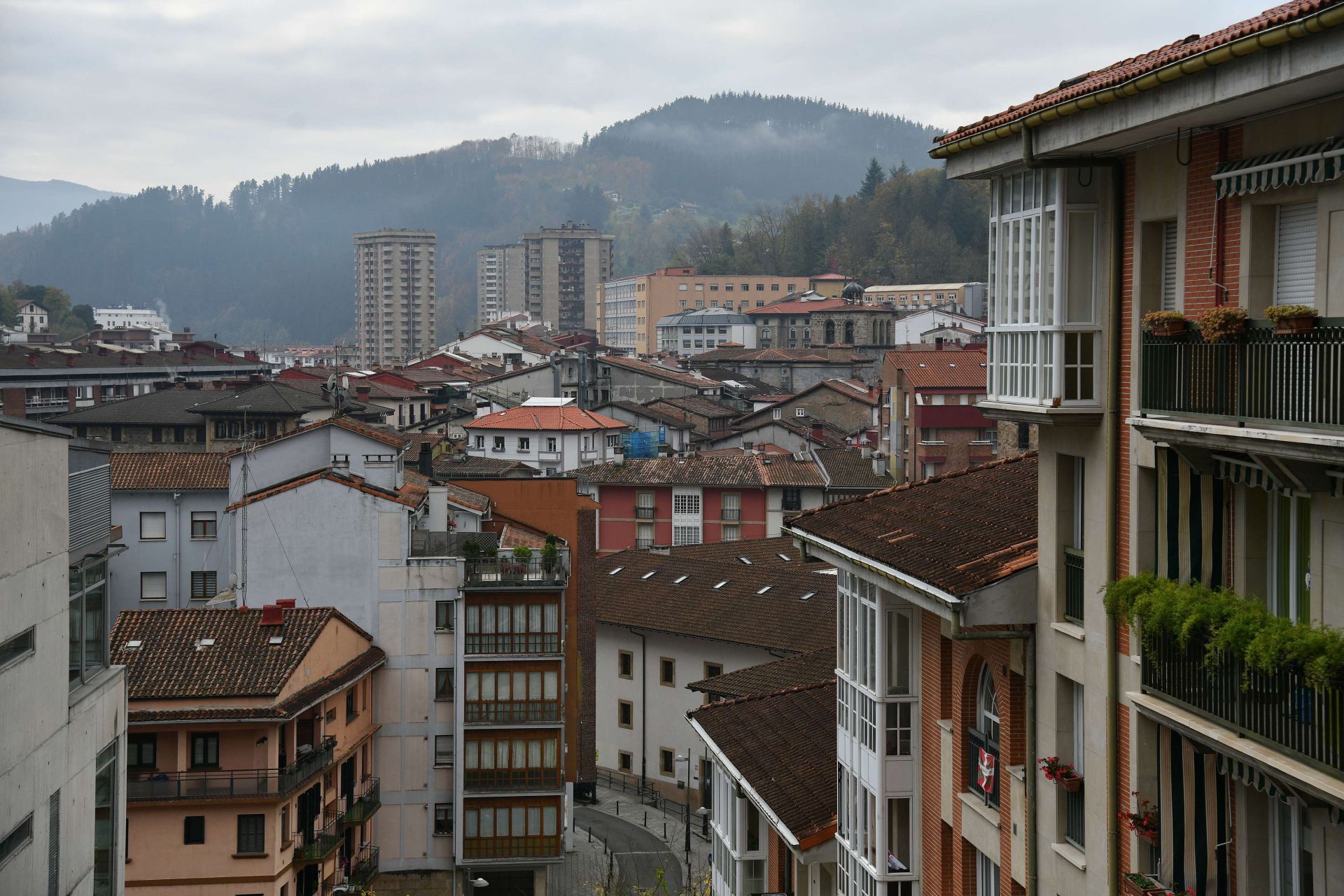 Vista del casco viejo de Arrasate.
