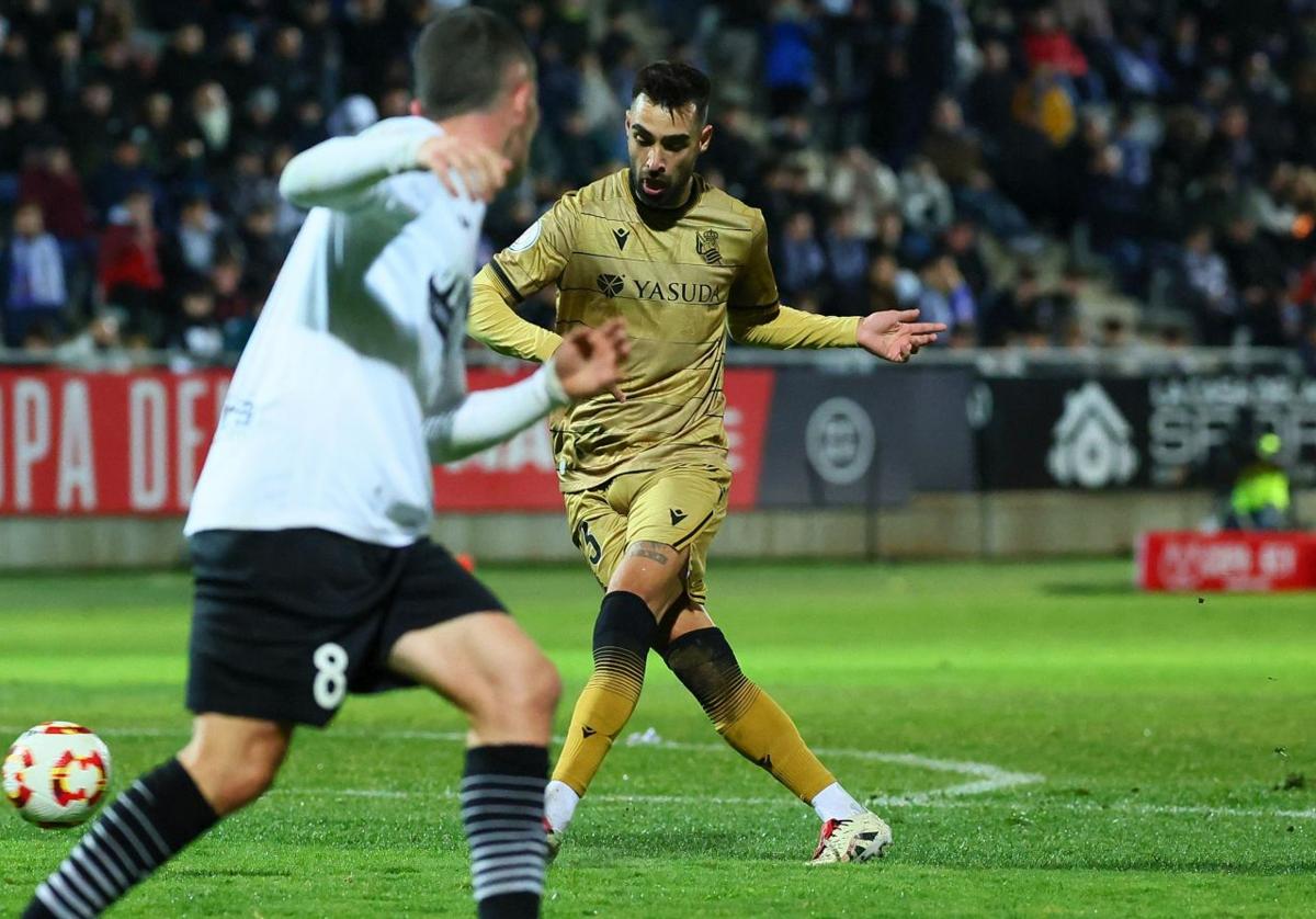 Brais Méndez anota el gol de la victoria ante el Conquense.