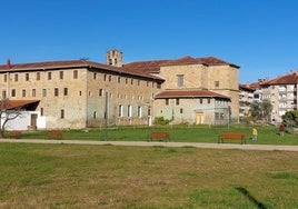 El nuevo parque Amalur, al lado del convento de Santa Clara.