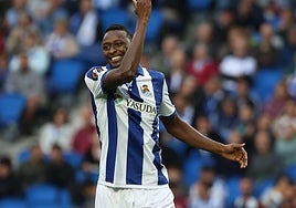 Umar Sadiq, en un encuentro disputado con la Real Sociedad en la presente temporada.