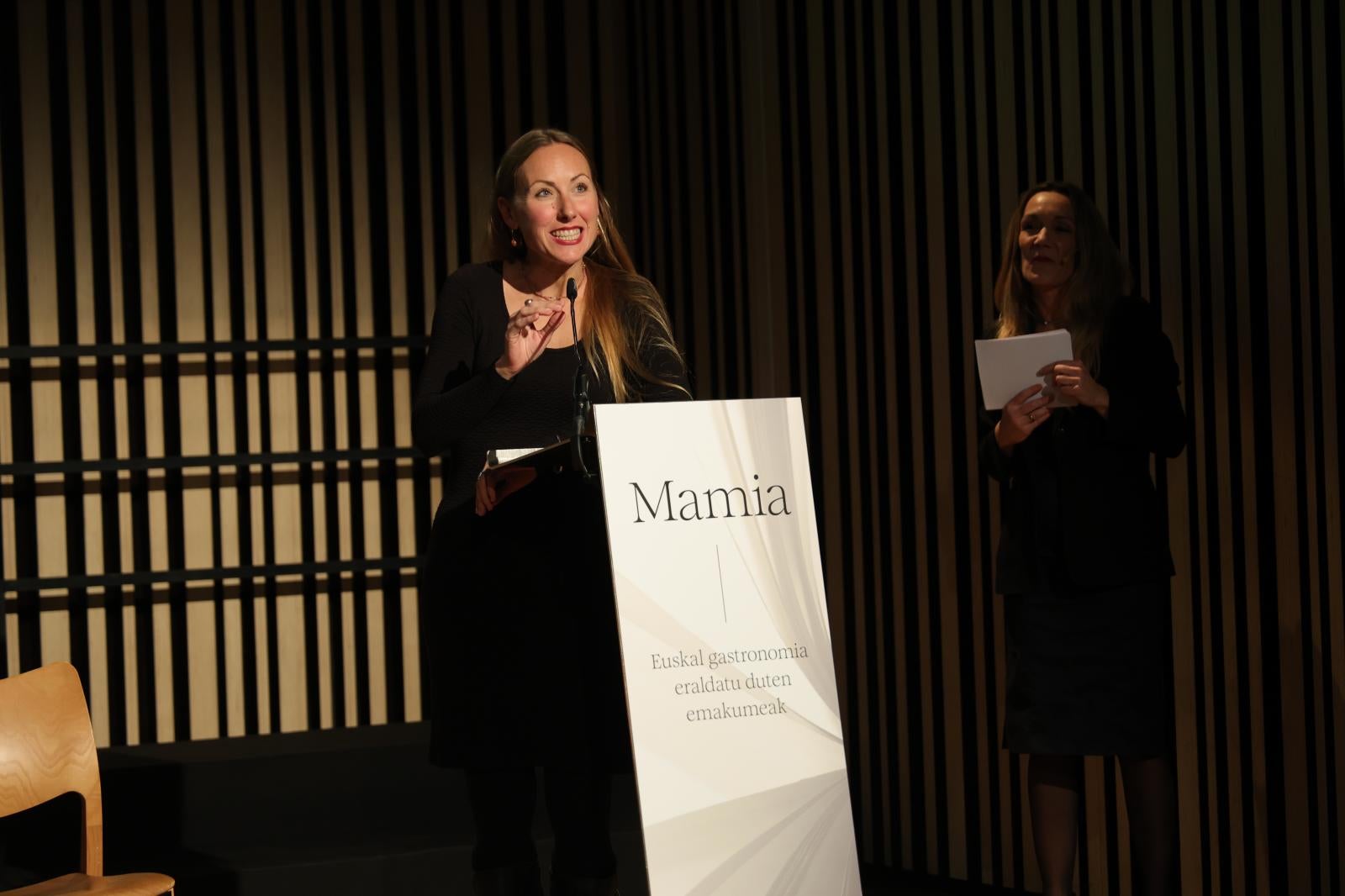 Presentación del libro &#039;Mamia (Esencia)&#039;