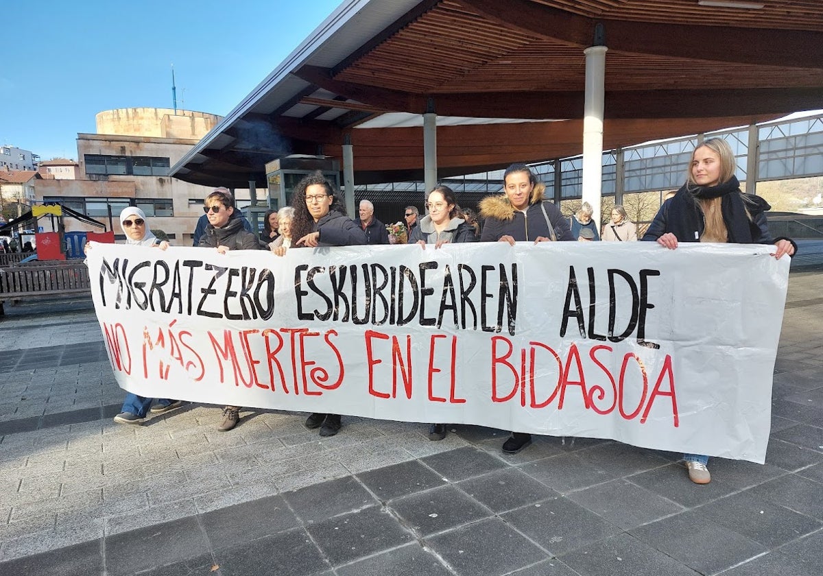 La movilización ha partido desde la plaza de Atsegindegi.