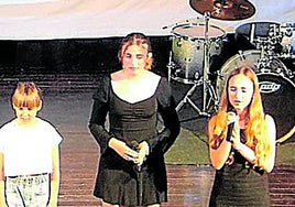 Alumnas de canto.