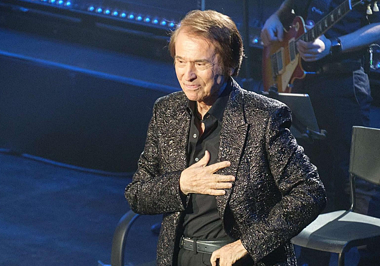 Raphael, durante su último concierto en Donostia, el pasado mayo.