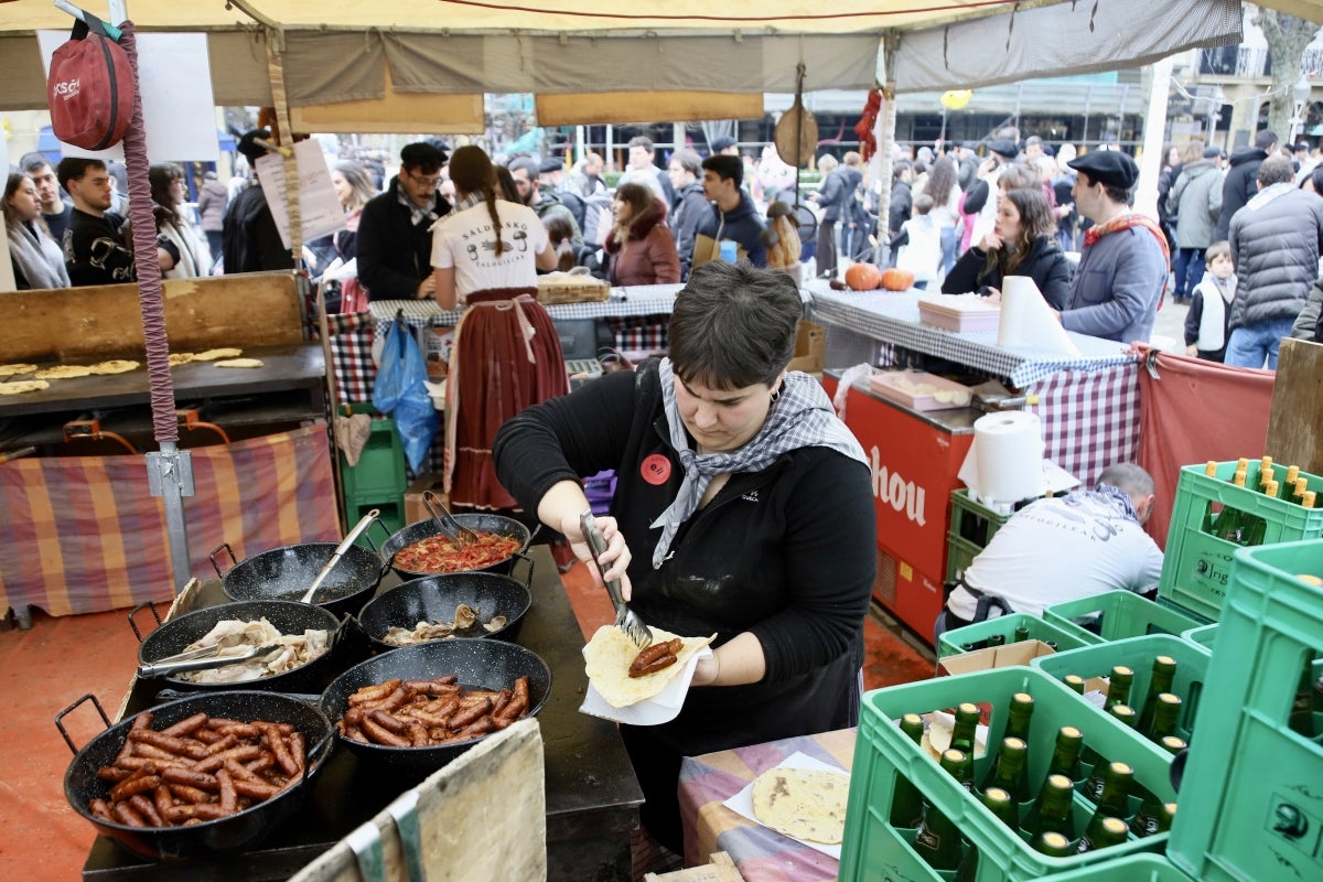 Donostia disfruta de su feria de Santo Tomás