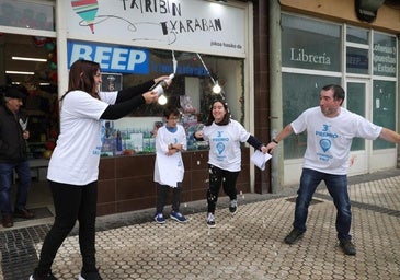 El tercer premio deja 150.000 euros en Pasai Antxo: «Los tres décimos los he vendido a vecinos del pueblo»