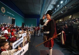 Pedro Illarramendi en el 50 aniversario de la tamborrada de Azpeitia en 2007.