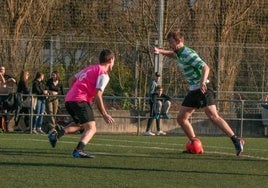 Jugadores disputan un encuentro de una edición anterior de la Orereta Cup.