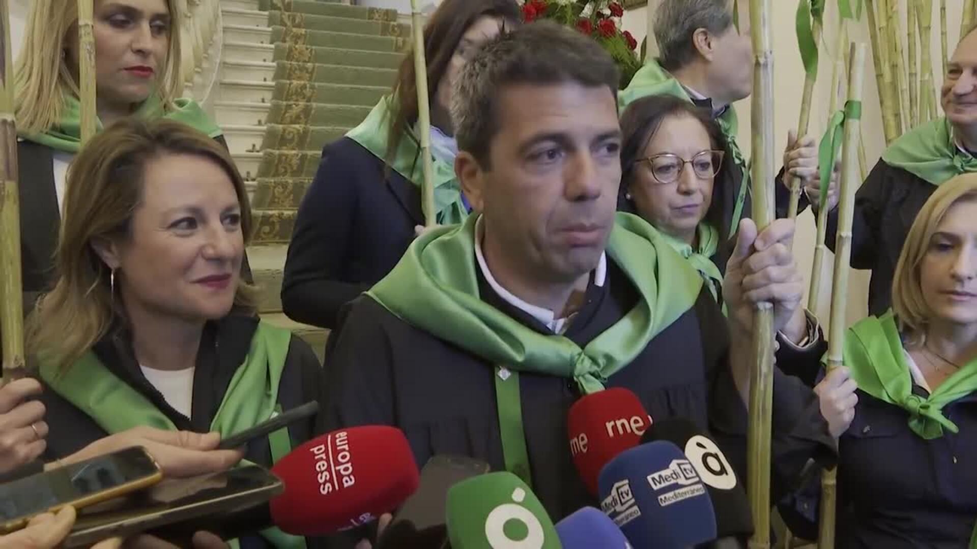 Mazón: "El Consell aprobará el martes el reconocimiento como BIC del desfile de gaiatas"