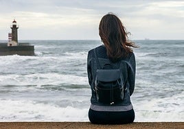 Los 7 rasgos que muestran las personas con pocos amigos pero «encantadoras, auténticas y empáticas»