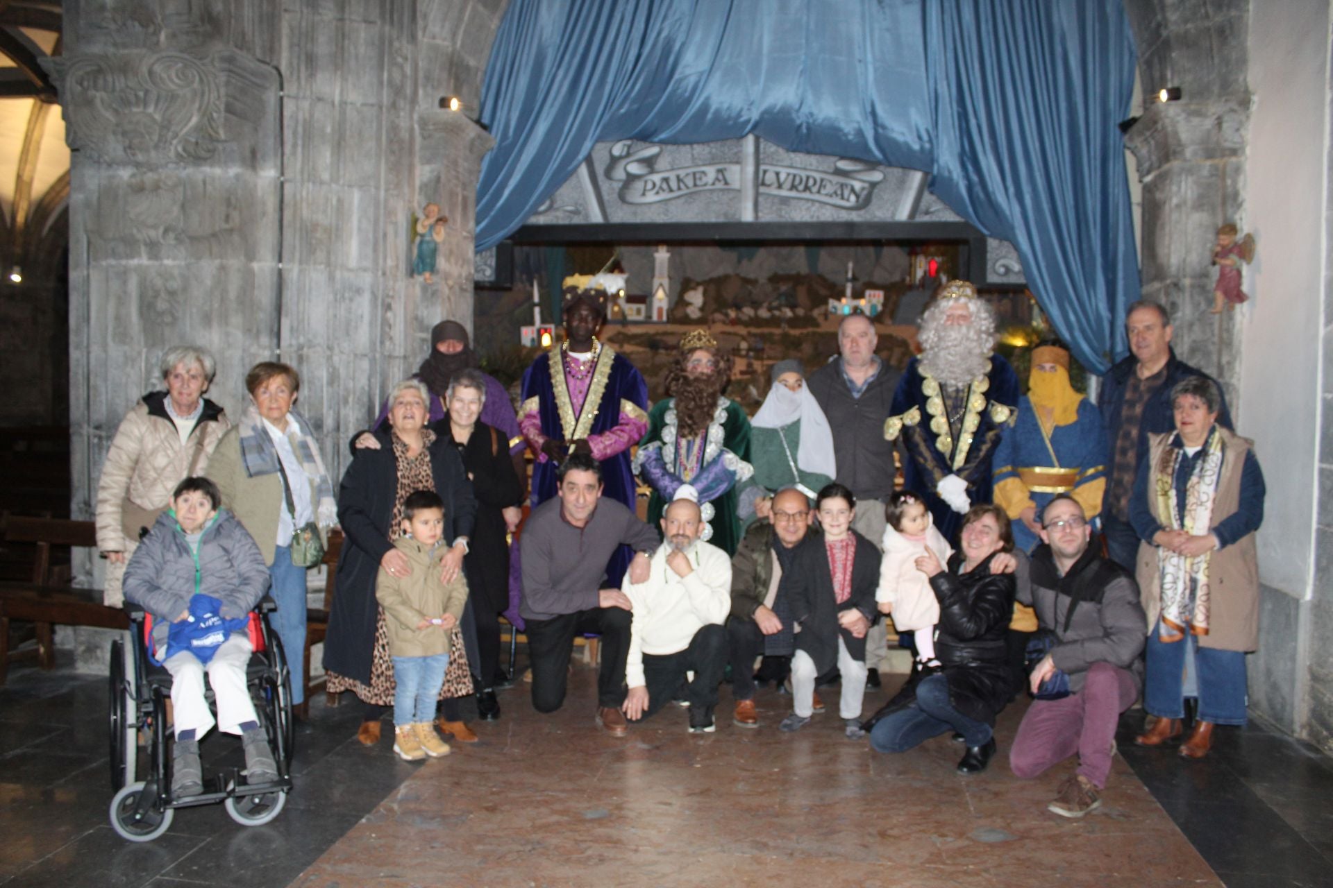 Los Reyes Magos llegan a Azpeitia en tren txu-txu