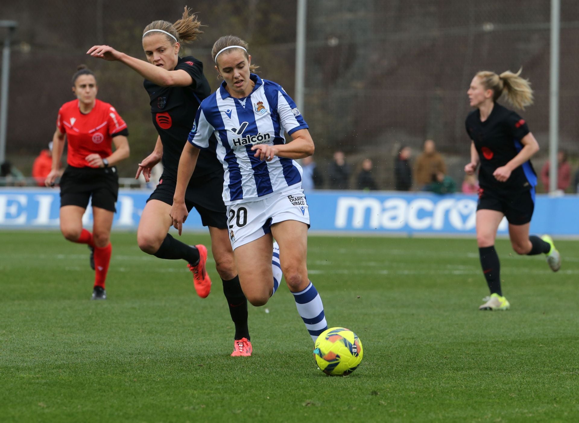 Las imágenes de la derrota de la Real Sociedad en Zubieta