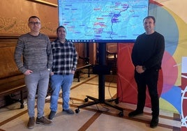 Zabaleta, Olalde e Igartua en la presentación del trabajo toponímico y el mapa interactivo de consulta.