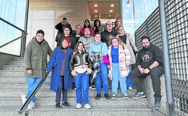 25 personas de Gureak viajaron a Madrid para presentarse a una OPE para personas con discapacidad intelectual.