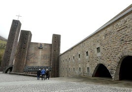 El santuario de Arantzazu es uno de los atractivos del interior de Gipuzkoa.