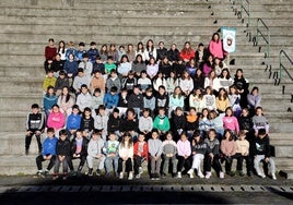 Los alumnos de la ikastola Herri Ametsa que participarán en la tamborrada infantil 2025.