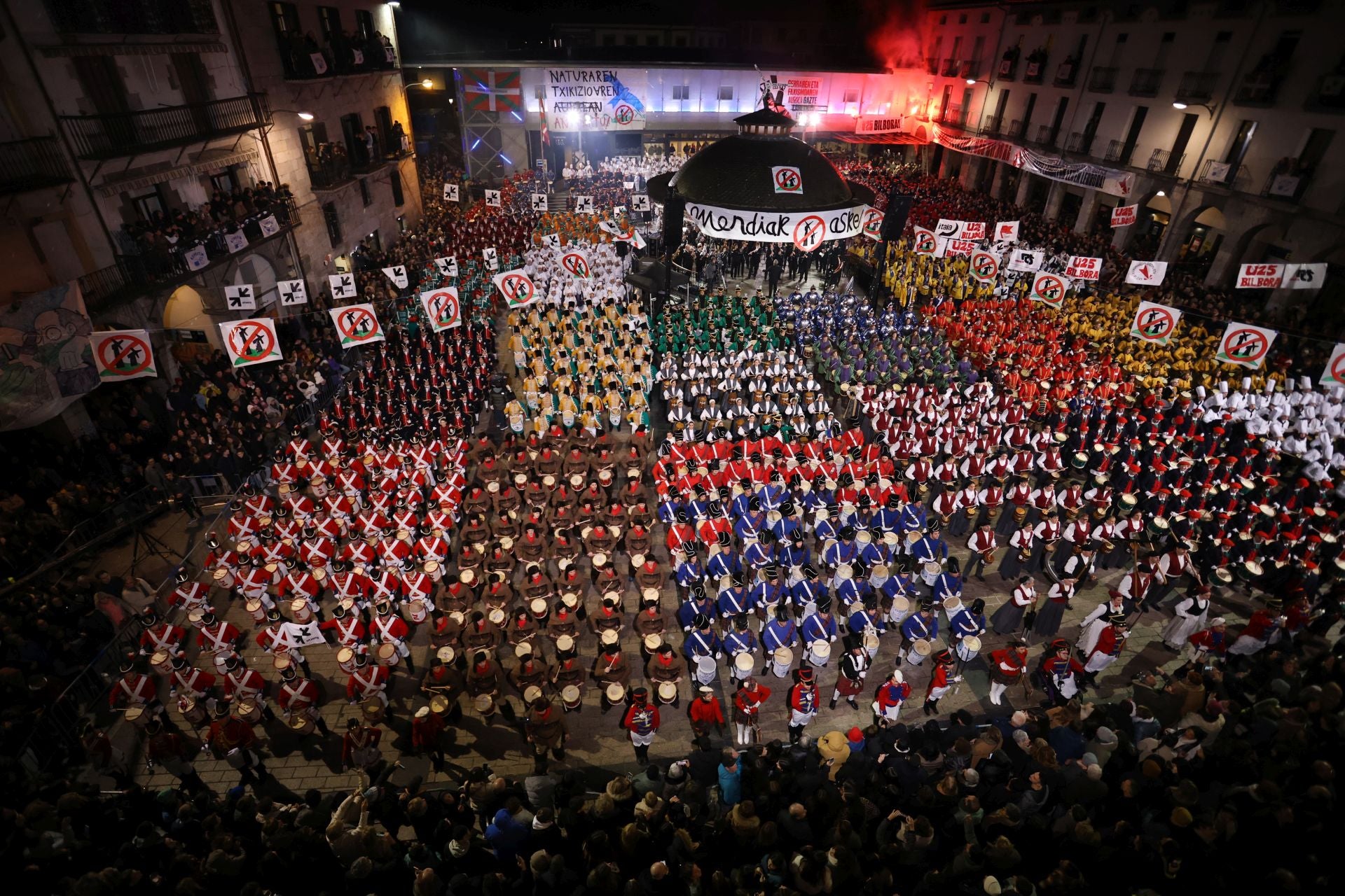 Los tambores y barriles ya se escuchan en Azpeitia