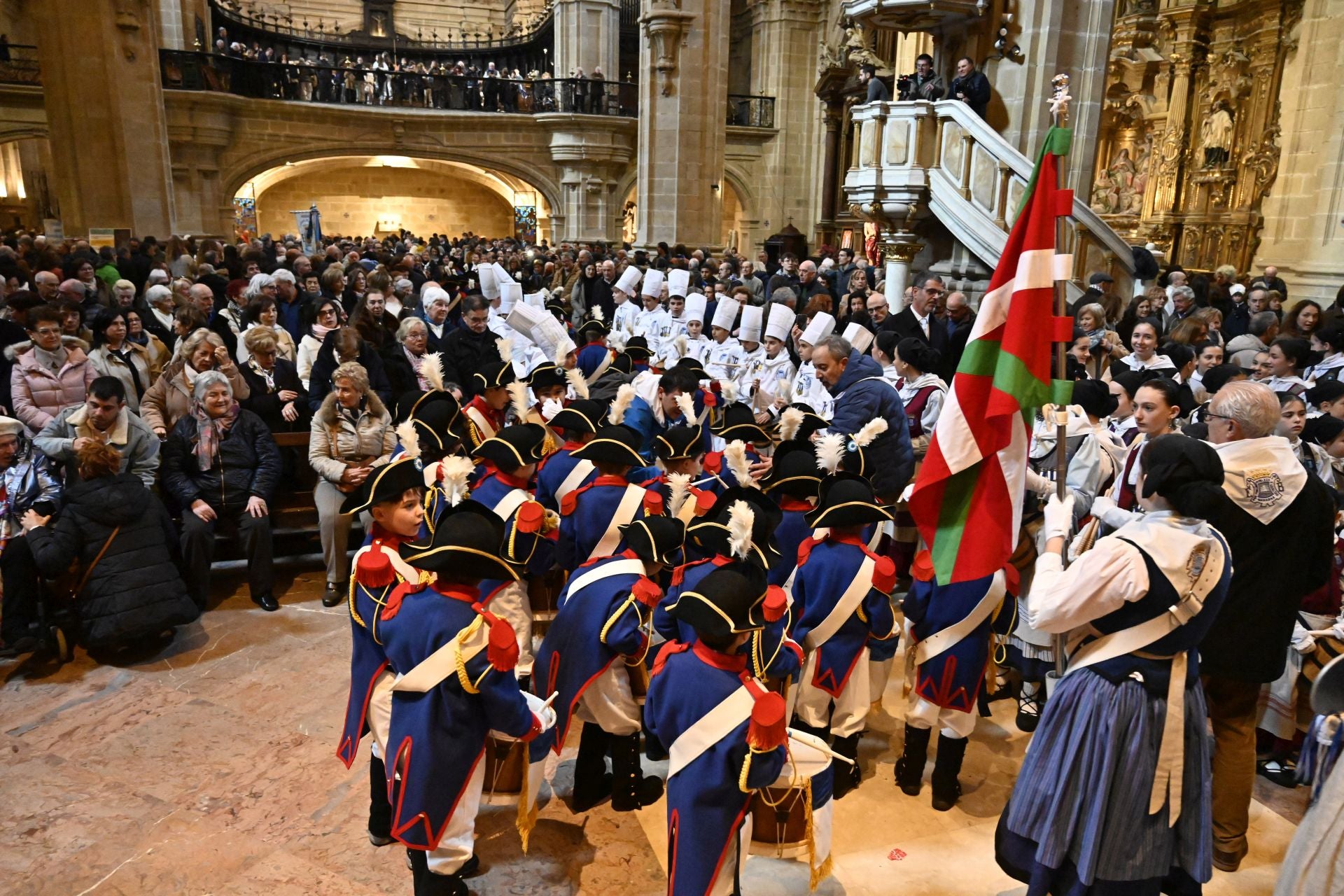 Multitudinaria misa de San Sebastián