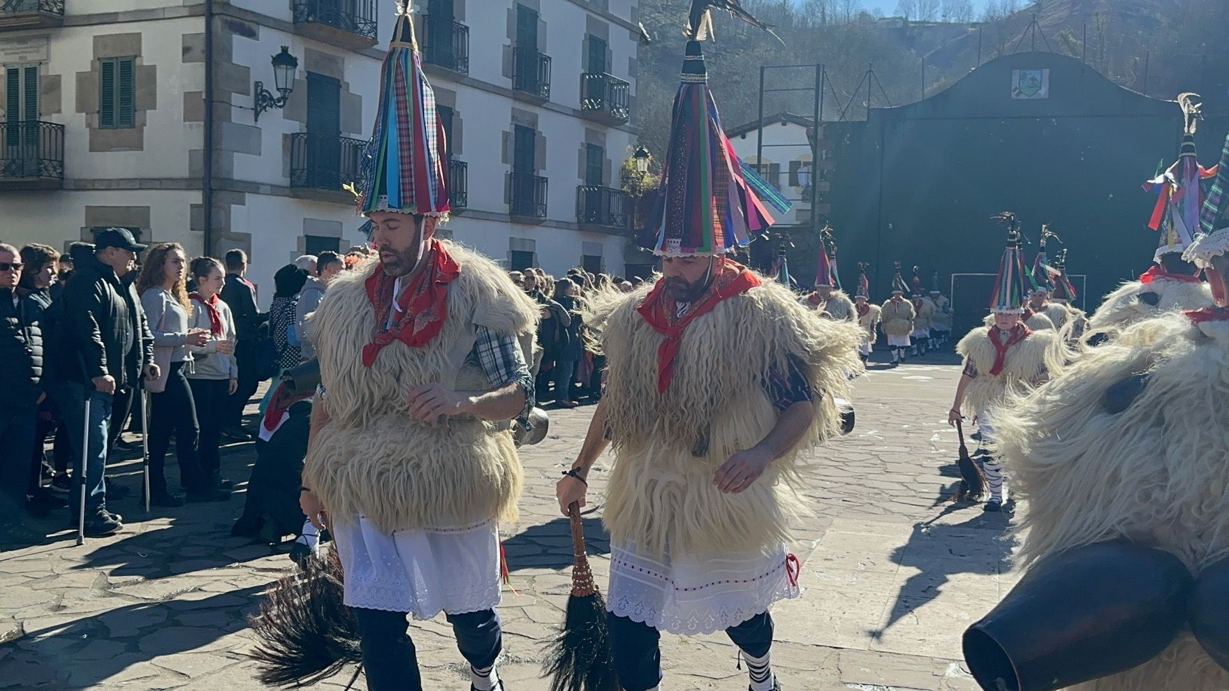 Ituren despierta por carnaval