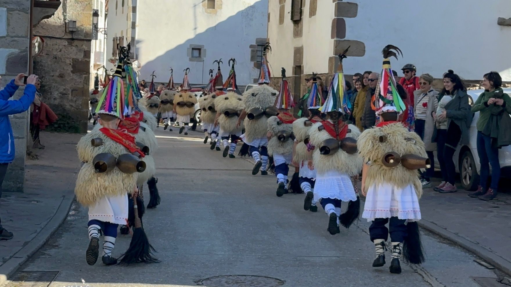 Ituren despierta por carnaval