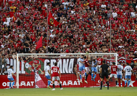 Partido Nástic-Málaga de ascenso a Segunda dirigido por Eder Mallo.