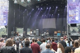 El grupo Pinpilinpussies, durante el concierto que ofreció en el festival el año pasado.