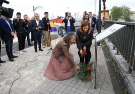 Homenaje en el Puente Avenida, en el Día de la Memoria del pasado año.