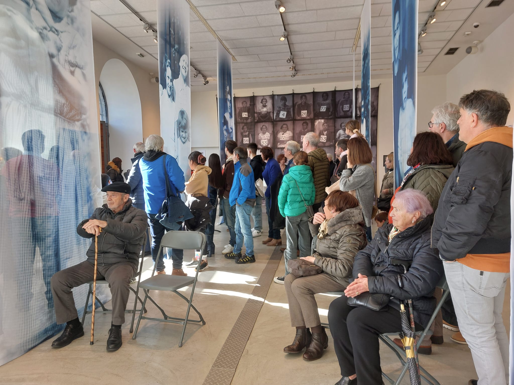 Las imágenes de la exposición &#039;El ojo de la aguja- 1936 Niños y niñas de la guerra&#039; en Zumaia