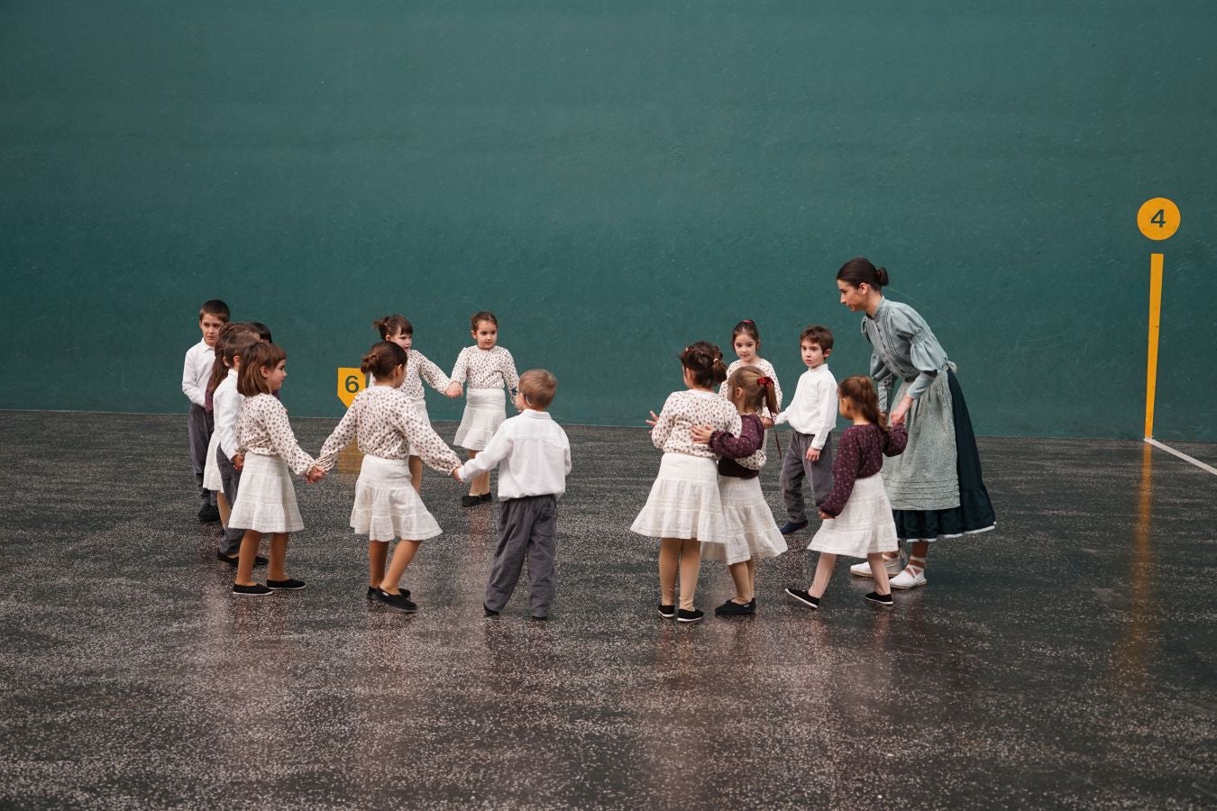 Idiazabal disfruta de sus fiestas con tradición y música
