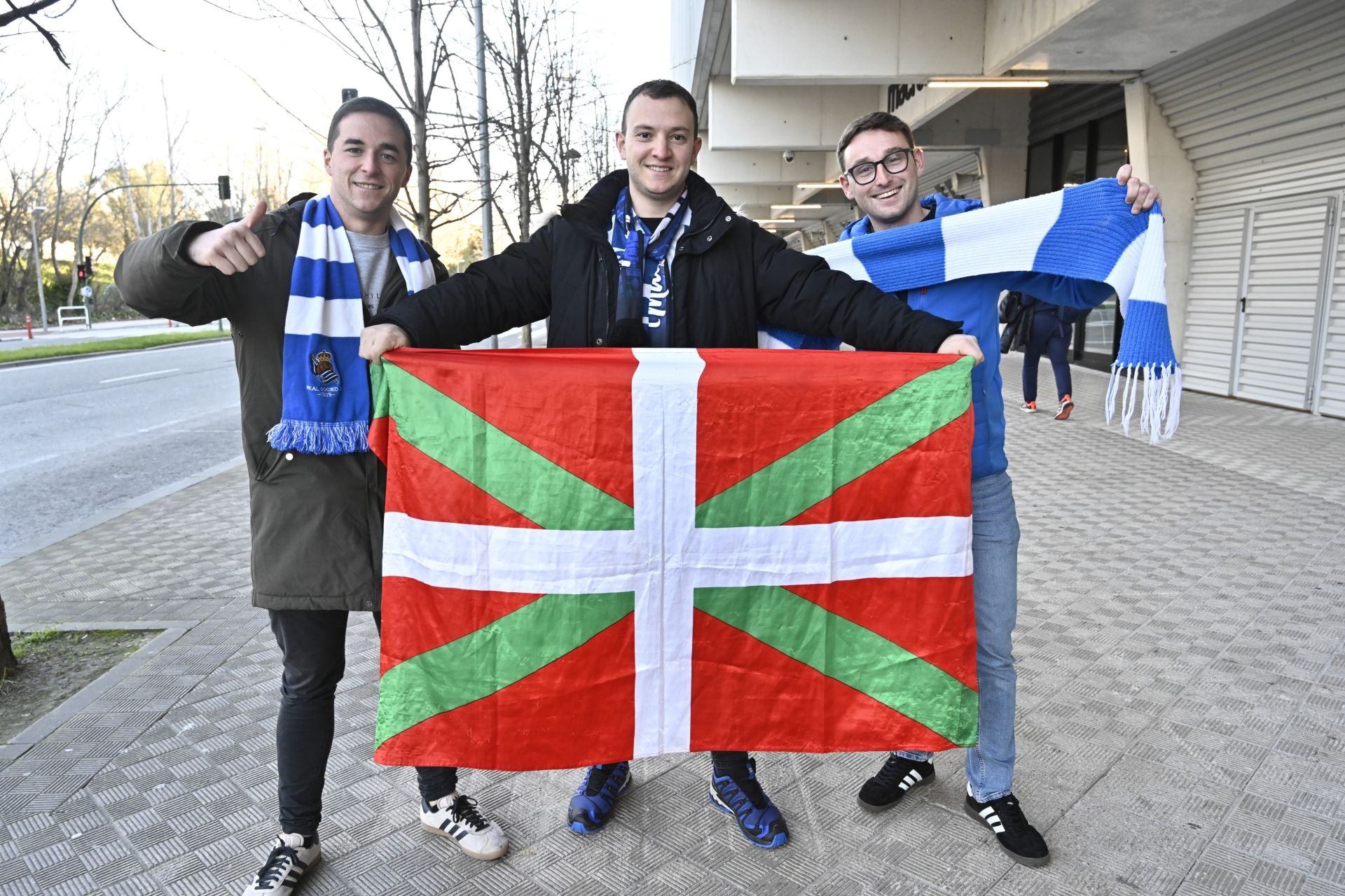 Así han recibido los aficionados a la Real en El Sadar